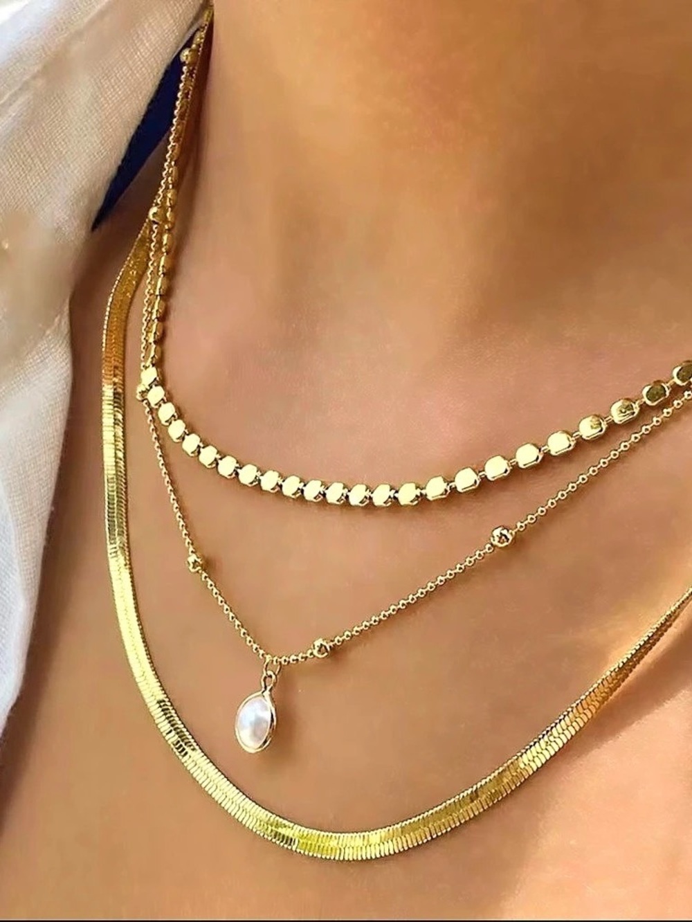 Layered Gold-Tone Pendant Necklace Like New